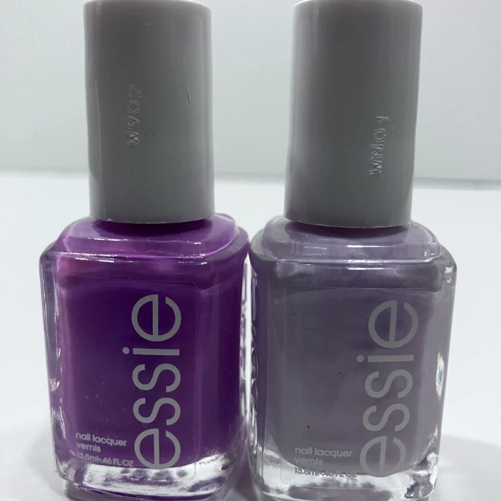 2 Essie Polish